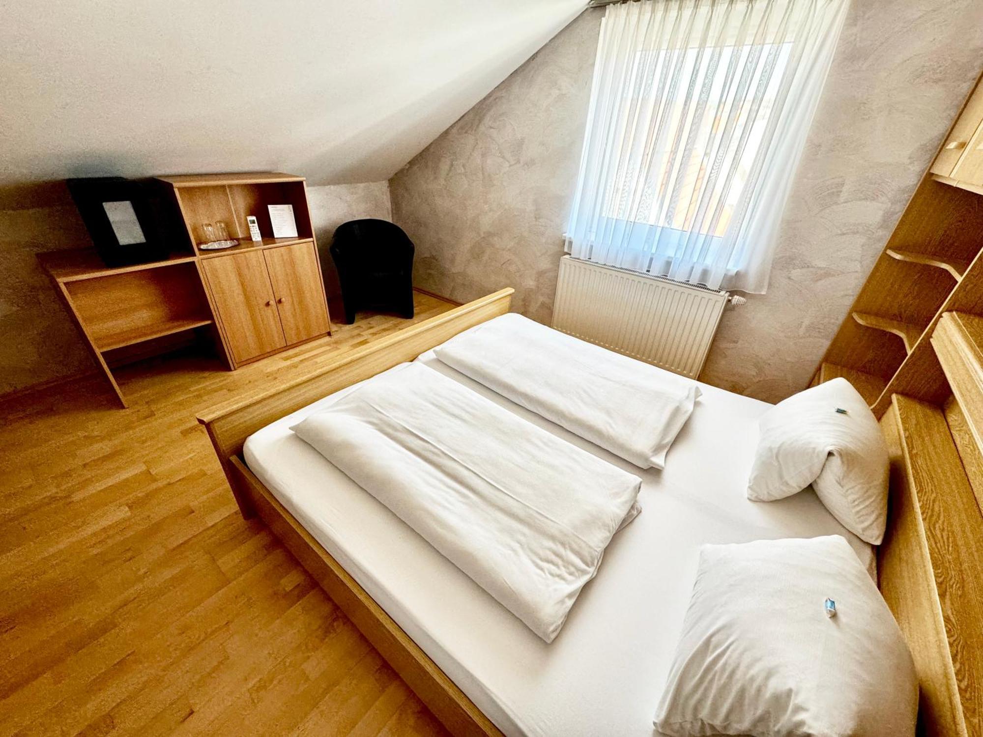 Pension Seeblick Mörbisch am See Pokój zdjęcie